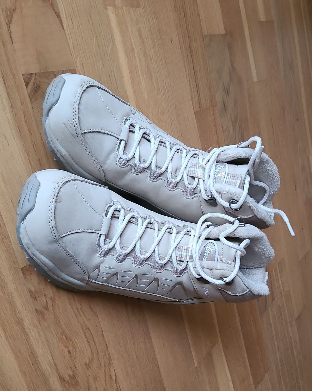 Damenschuhe: Winterschuhe Landrover Gr. 41 – Neu (gemäss Beschreibung) aus Lyss von Infinia