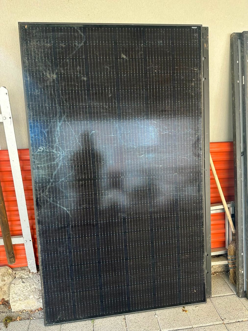 Inverter: Solaranlage Mit 4 Solarpanels und 1Phasen Wechselrichter – Nuovo (secondo la descrizione) da Zug venduto da Gliss 2