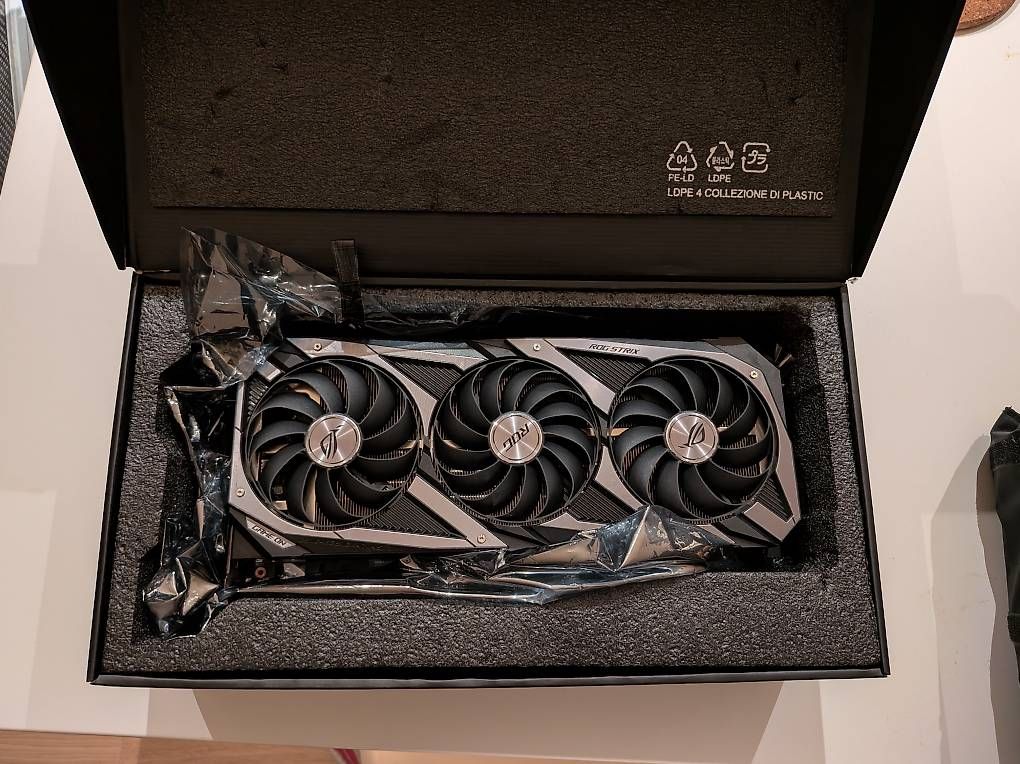 Grafikkarten: Nvidia RTX 3090 ASUS ROG Strix (2/2) – Gebraucht aus Aarburg von mer_5wfq