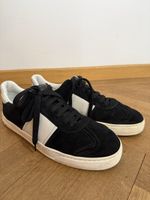Sneakers Valentino Garavani nere scamosciate tg 43