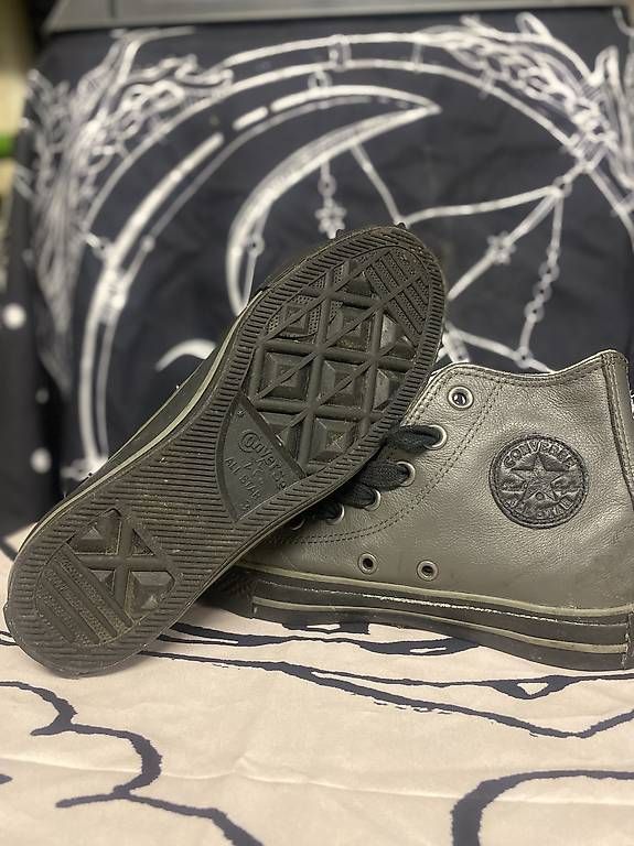 Scarpe da uomo: Converse All Star Chucks High aus Leder  Gr. 35 – Usato da Bottmingen venduto da Bordsteinkante 1