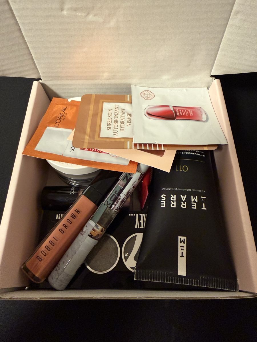 Make-up: Beauty Bundle Box 2 – Gebraucht aus Regensdorf von isatoby9591 1