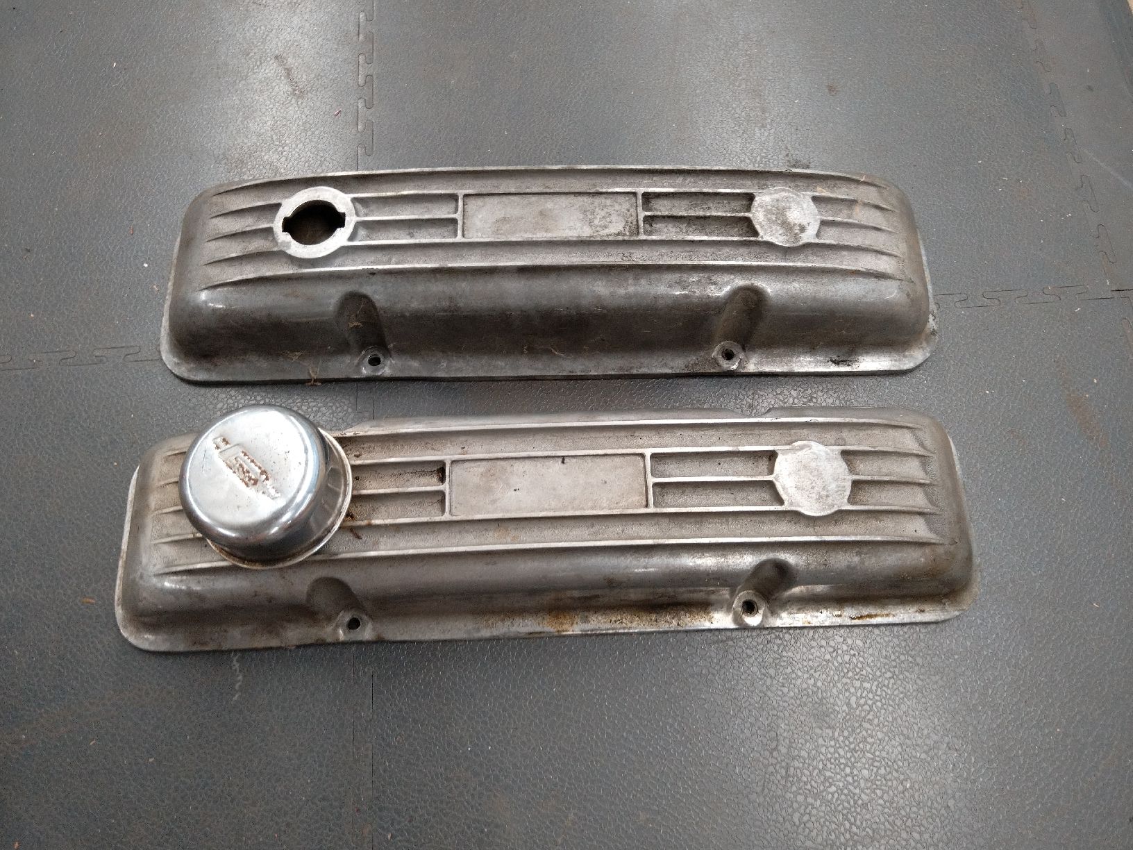 Chevrolet Alle Autoersatzteile: Chevrolet SBC Ventildeckel Oldtimer Hot Rod  – Gebraucht aus Steinen von Blackcadillac
