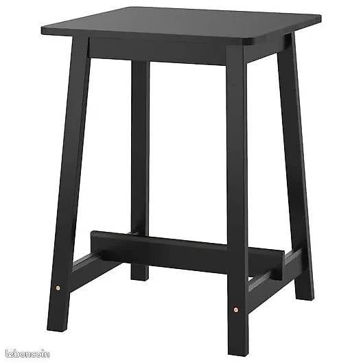 Tables: Table ikea avec 2 tabourets à donner  – D'occasion à Vernier par Patrick877
