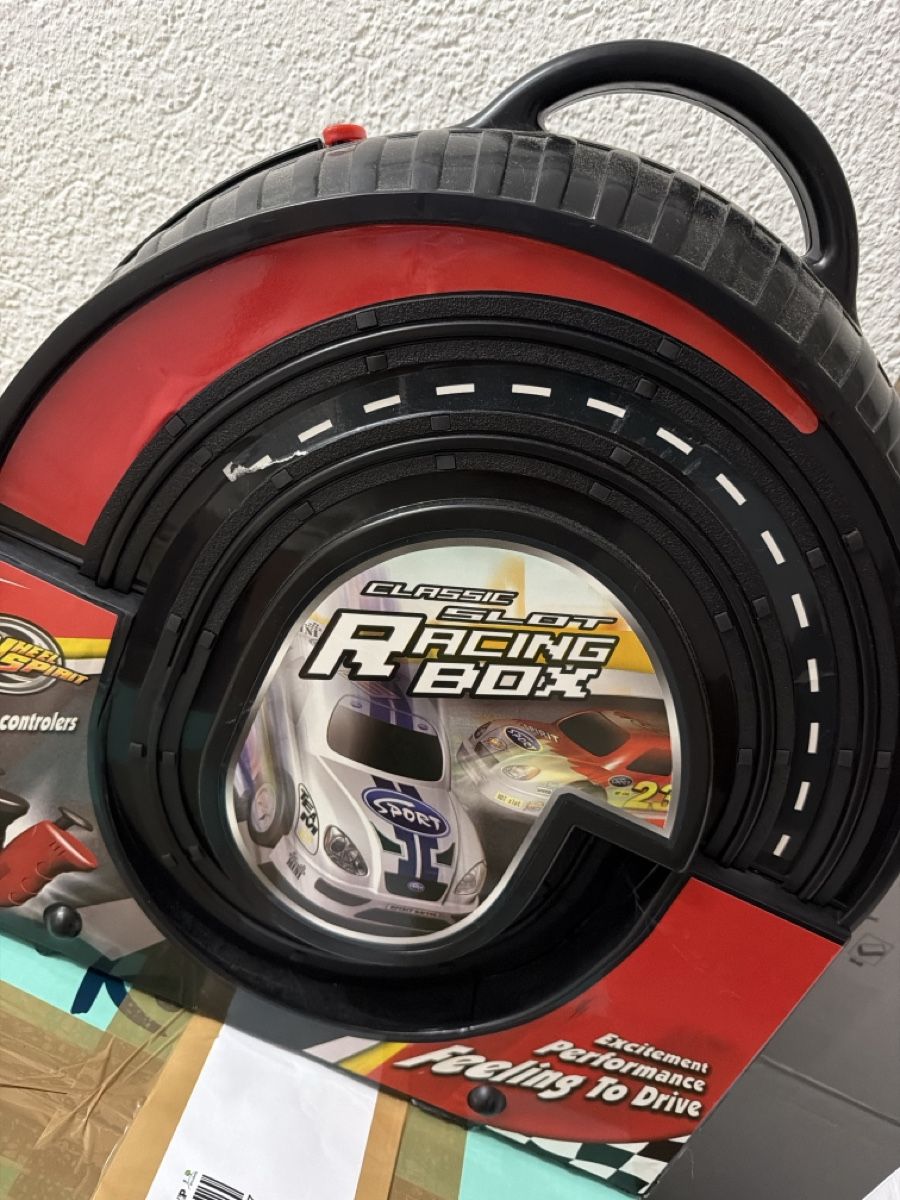 Circuits: Circuit de course "Classic Slot Racing Box" neuf – D'occasion à Cordast par Ancm
