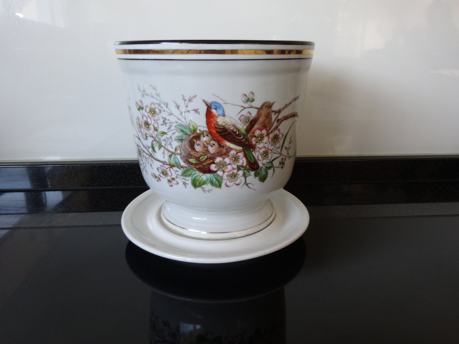Blumentöpfe: Blumentopf mit schönem Vogelmotiv mit Unterteller – Gebraucht aus Neerach von jenny062