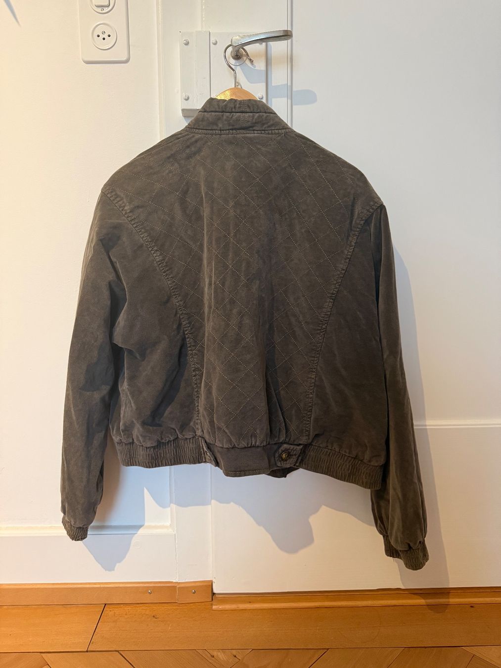 Jacken: Leichte Jacke – Gebraucht aus Zürich von nz_y_si 1