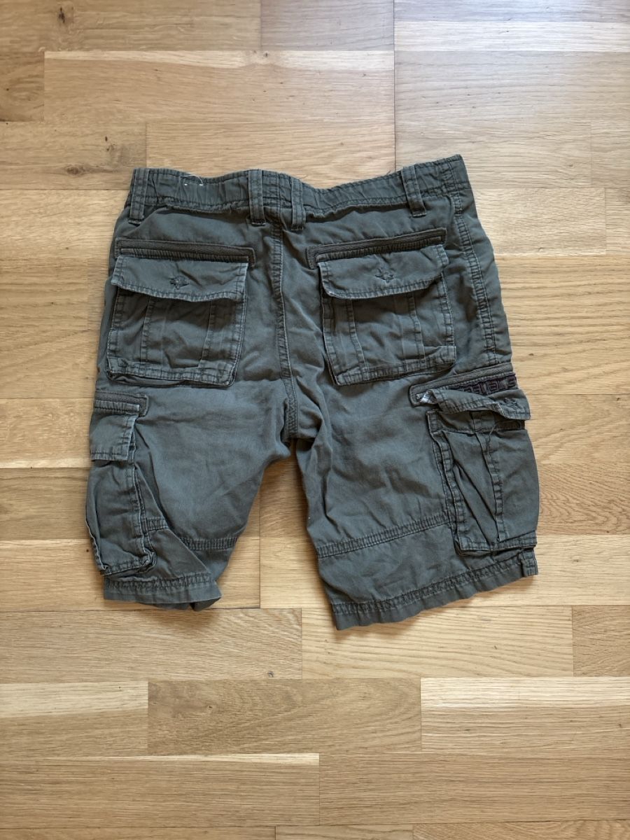 Pantaloni: Sommer Shorts Junge Gr. 128 – Usato da Neuenegg venduto da recob 2