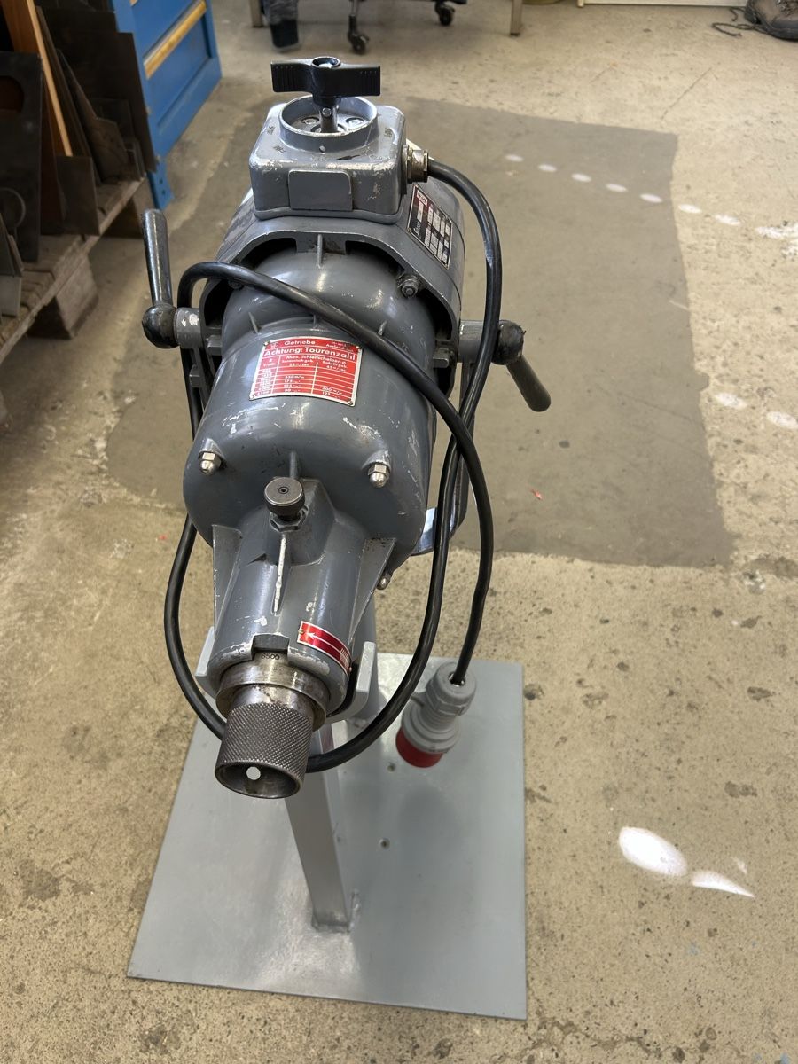Suhner Alle Maschinen: Suhner DKM5 viel Zubehör – Gebraucht aus Olten von Gwindel 1