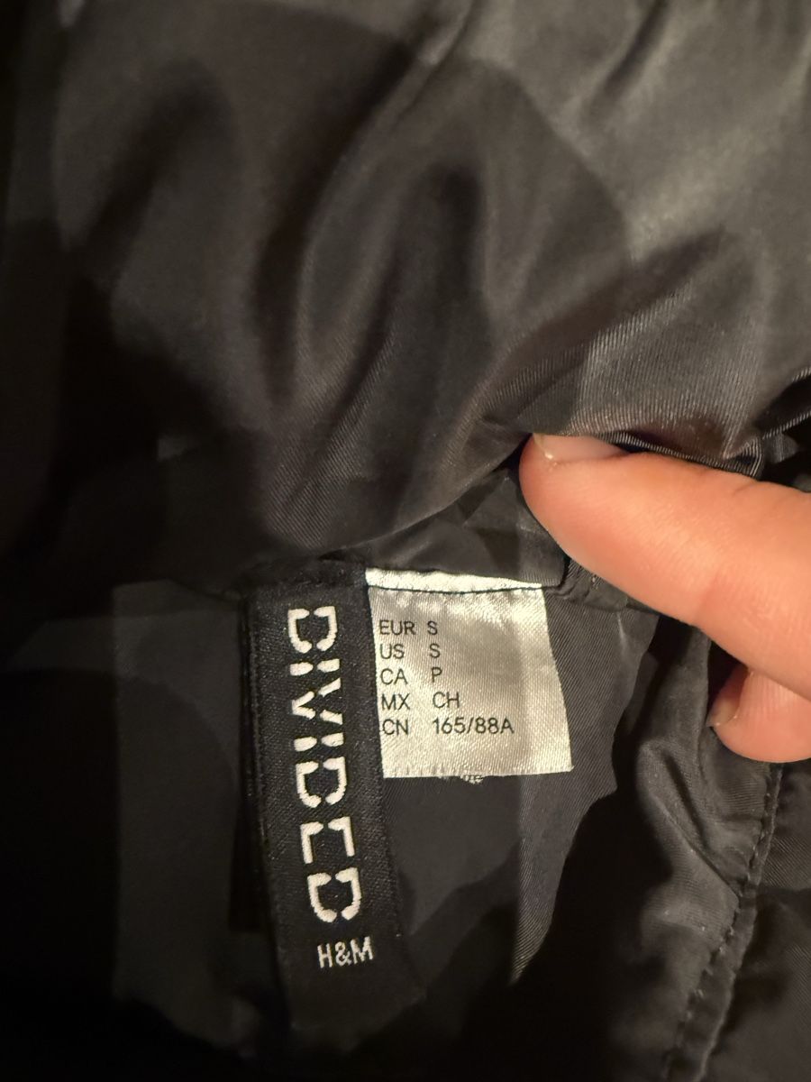 H&M Gilets & Westen: Weste – Gebraucht aus Andwil SG von Skyline21 1