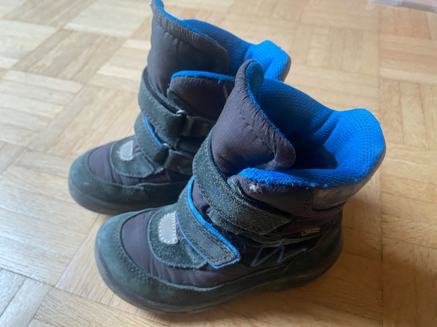 Ecco Scarpe per ragazzi: Ecco Goretex Winterschuhe Gr. 26 – Usato da Adliswil venduto da synchrot