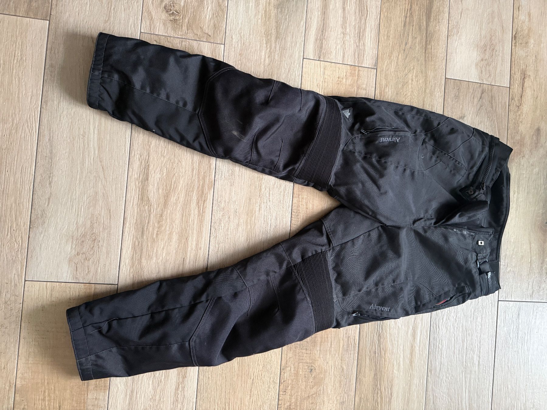 Lotti di vestiti: Habits de moto Vert Kawasaki – Usato da Crassier venduto da pet_sn9s 9