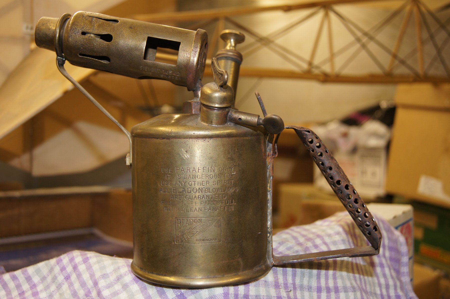 Tutte le decorazioni: Lötlampe dekorativ – Usato da Bözen venduto da Henry101