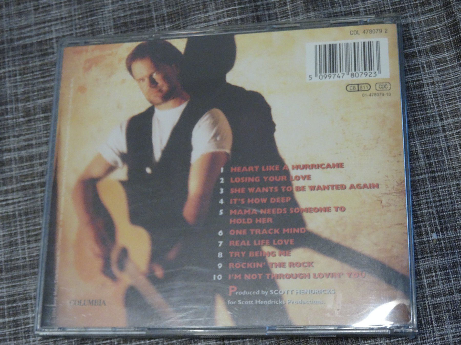 CD: Larry Stewart - Heart like a Hurricane CD – Usato da Olten venduto da Disc-Ausverkauf 1