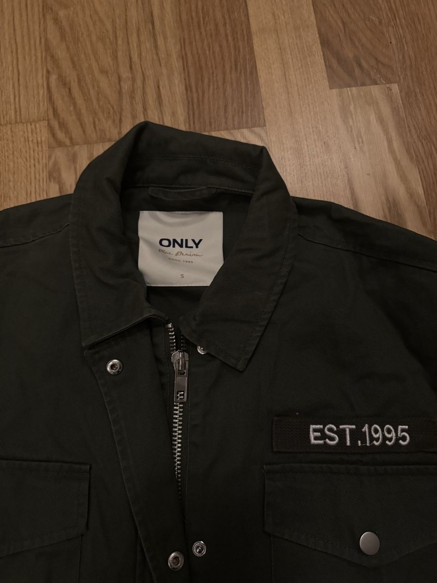 Only Jacken: ONLY jacke, Olivgrün, Grösse S – Neu (gemäss Beschreibung) aus St. Gallen von Fabiennevogler 2