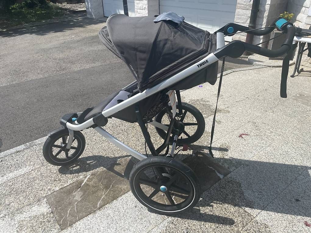 Thule Carrozzine: Poussette Thule Urban Glide 3 – Usato da Cressier FR venduto da lune10