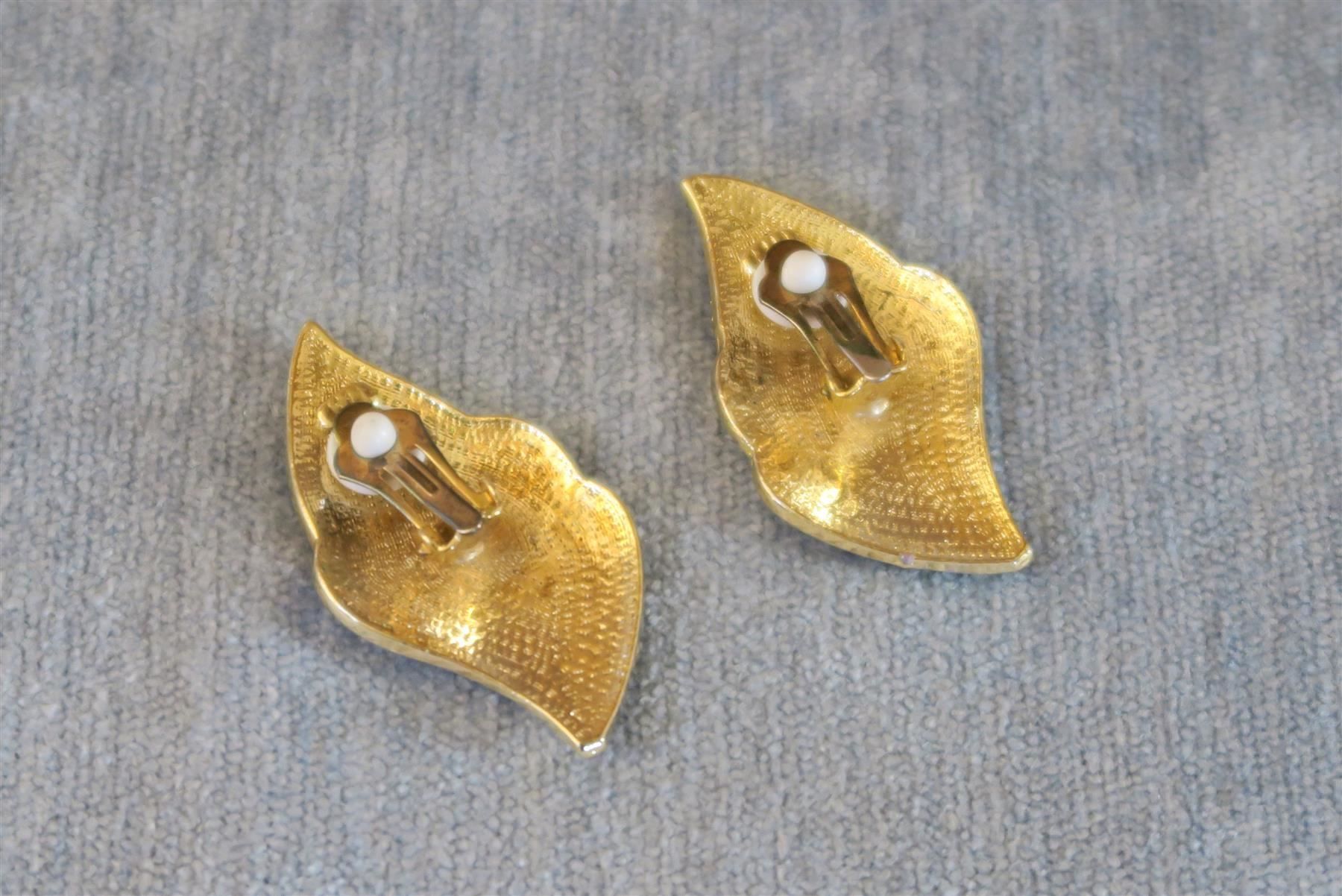 Orecchini pendenti & Orecchini a lobo: Ohrclip  Glitzer – Usato da Brittnau venduto da marlenestone 1