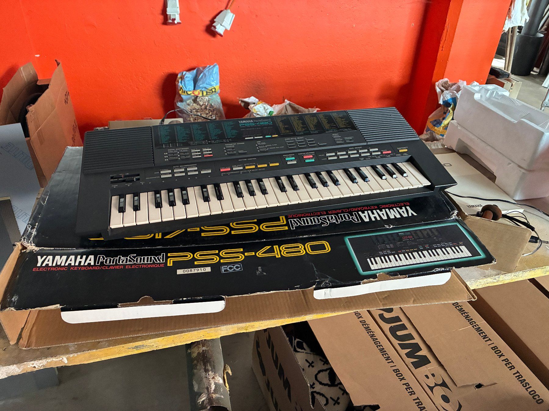 Yamaha Strumenti musicali: Yamaha PortaSound PSS-480 – Usato da Luzern venduto da Elgordo7 1