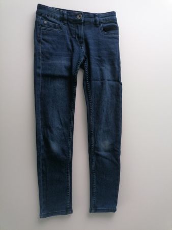 Guter Zust: Girl Jeans 140 (eher enger Schnitt)
