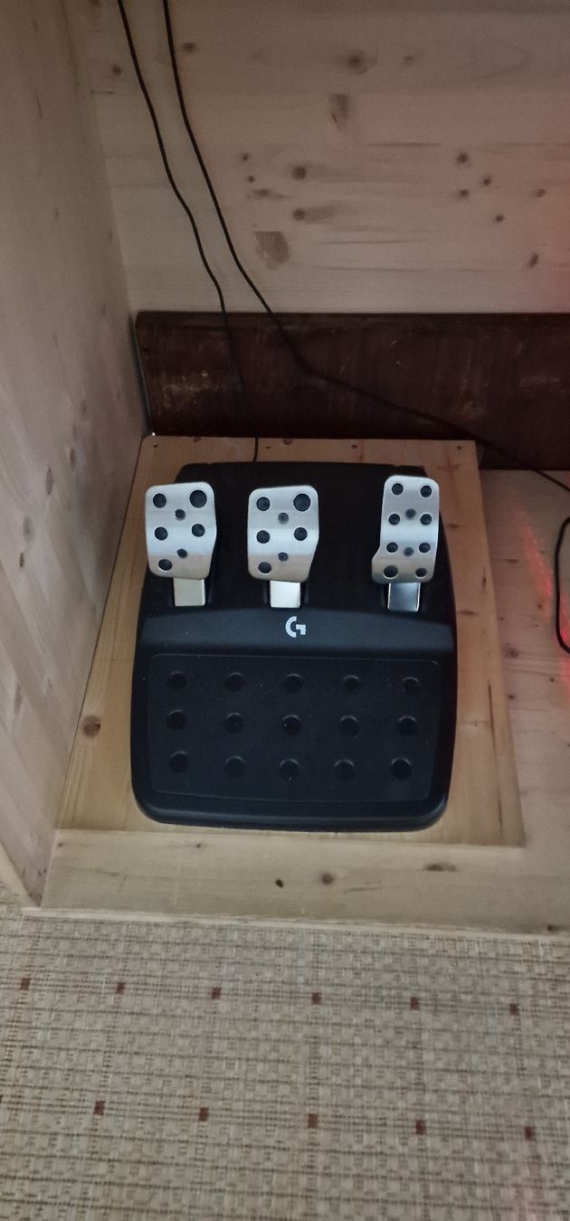 Logitech Controller: Volant logitech pour ordi – Usato da Le sentier venduto da A607 1