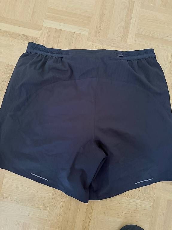 North Face Pantalons: The North Face Shorts – D'occasion à Basel par alu_l9s8 3