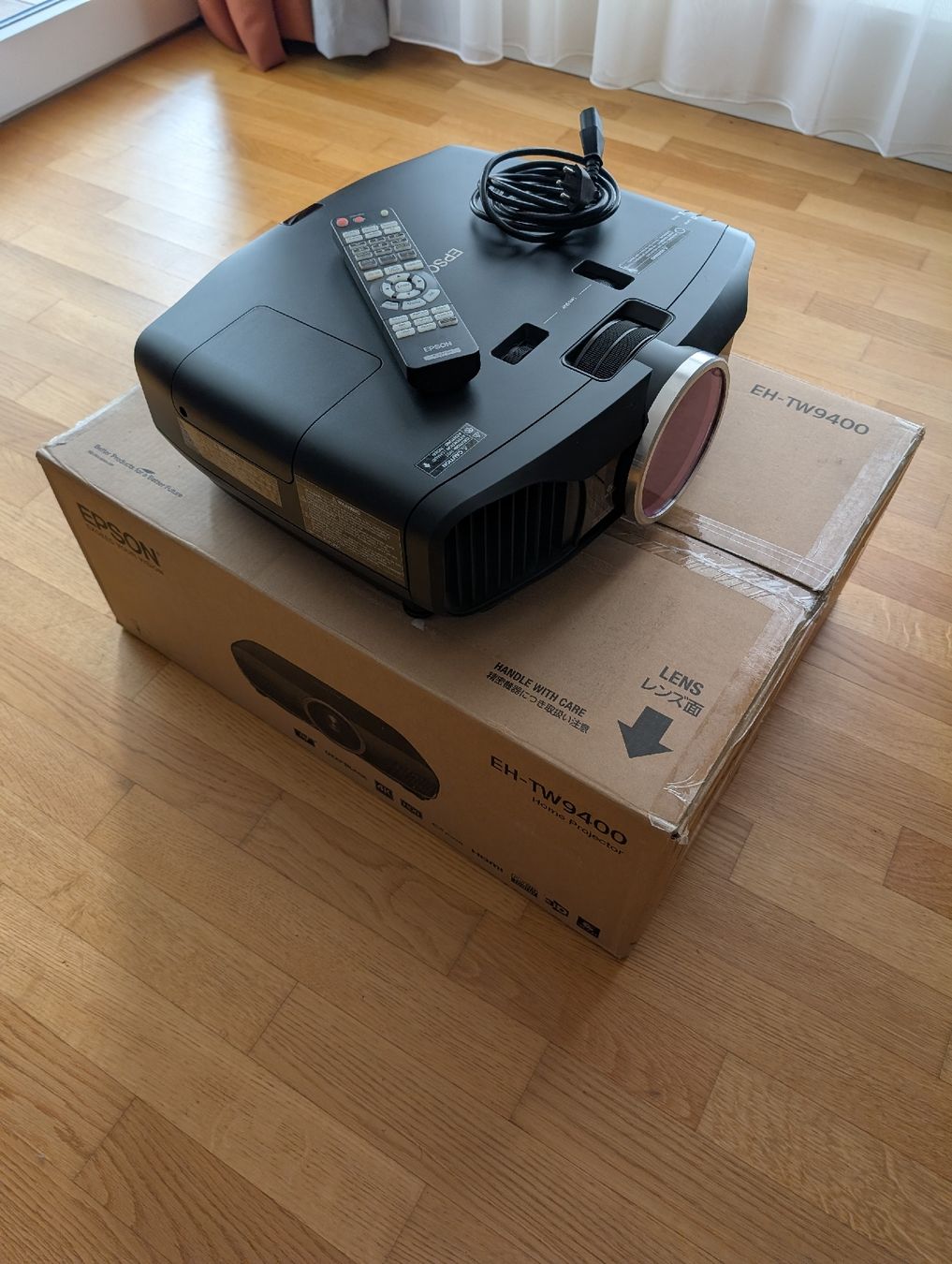 Vidéoprojecteurs: Epson EH-TW9000 Beamer – D'occasion à Bern par ric_s8f6
