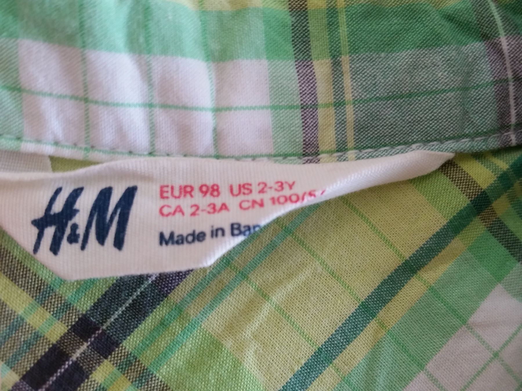 H&M Camicie, T-shirt & Polo: Hemd kurzarm Gr. 98 / chemise – Usato da Villars-sur-Glâne venduto da richardette 2