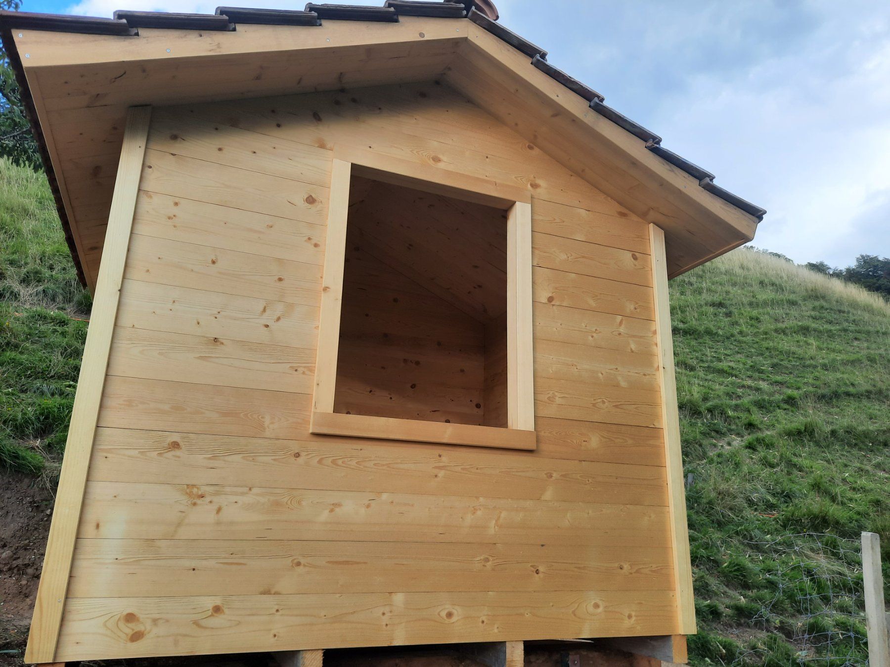 Casette da giardino & serre: Gartenhaus Blockhaus Hühnerstall – Nuovo (secondo la descrizione) da Heiligenschwendi venduto da kiplimo 4
