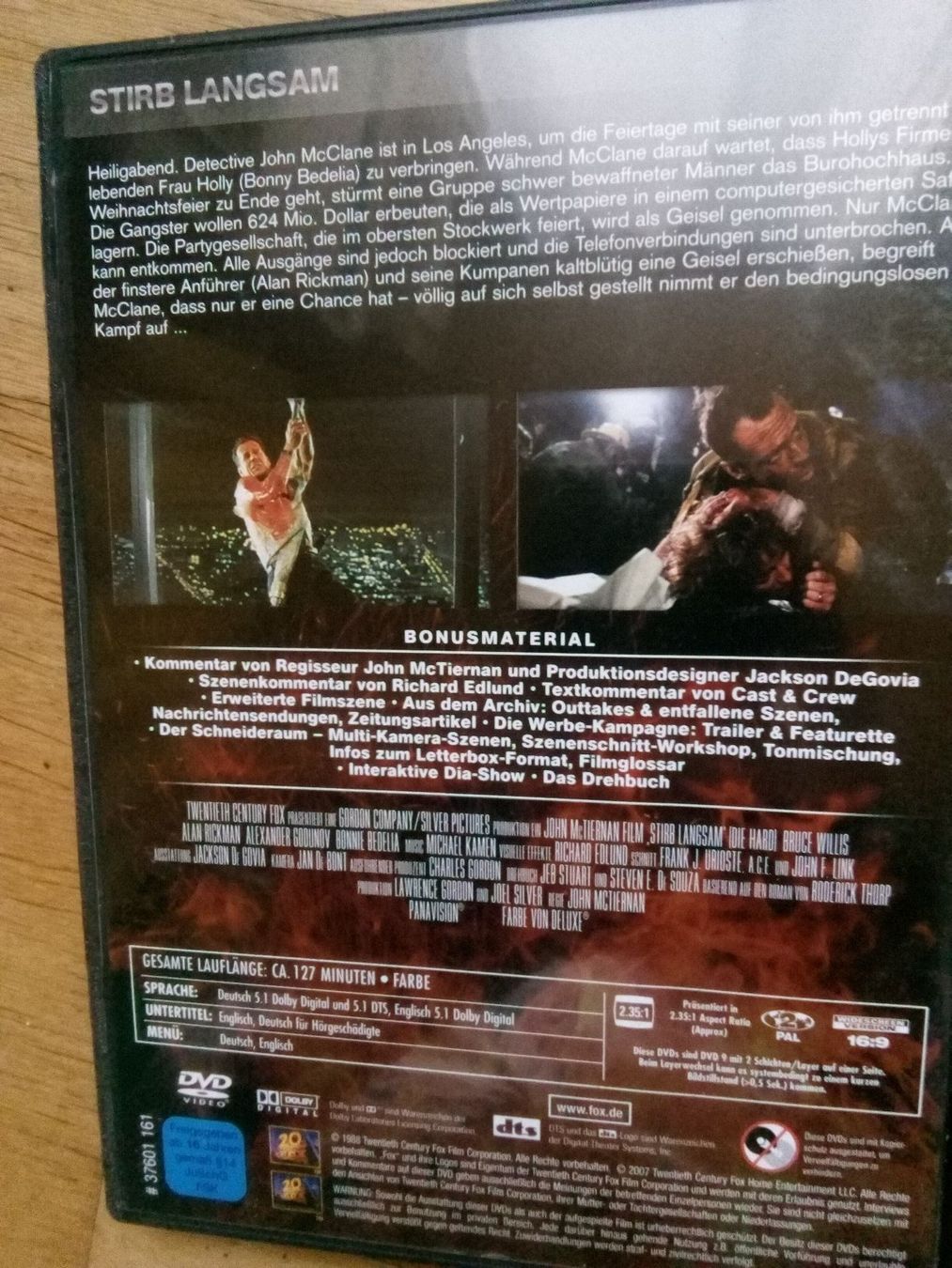 Tutti i DVDs: Stirb Langsam (Trilogie)  Special Edition  > De & Eng < – Usato da St. Gallen venduto da elk2024 1