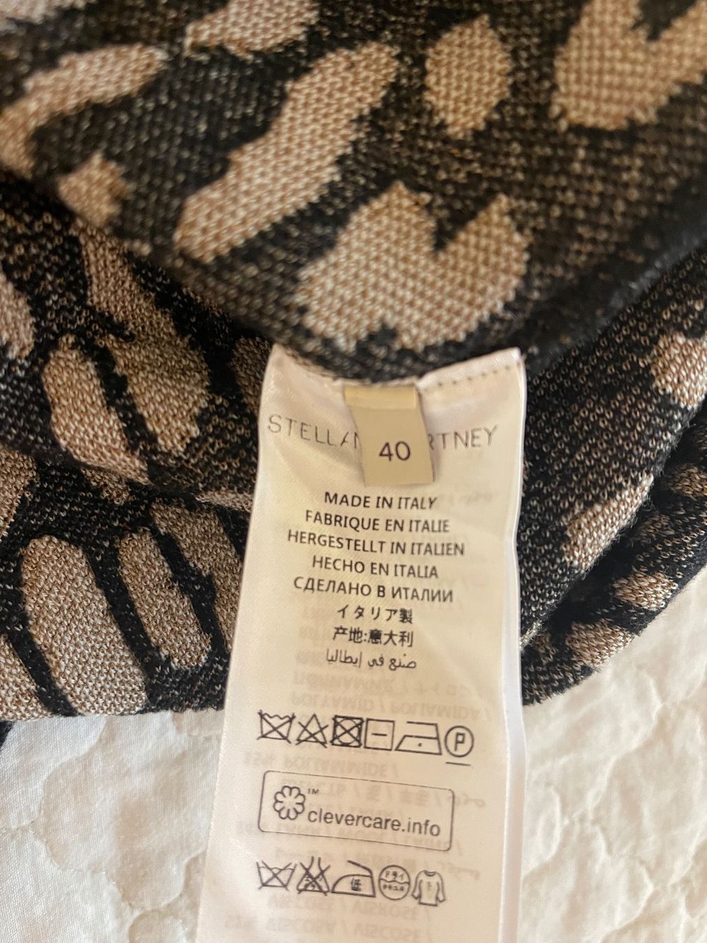 Pulls & Sweat-shirts: Pullover von Stella McCartney in Leo-Print – D'occasion à Zizers par sarah_1987 5