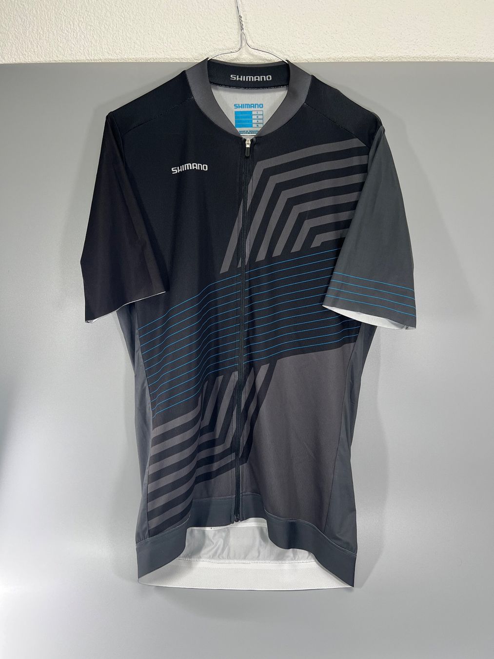 Shimano Canottiere & Pantaloni: Shimano Velotrikot, Grösse L – Usato da Sennhof venduto da Johnbest 4