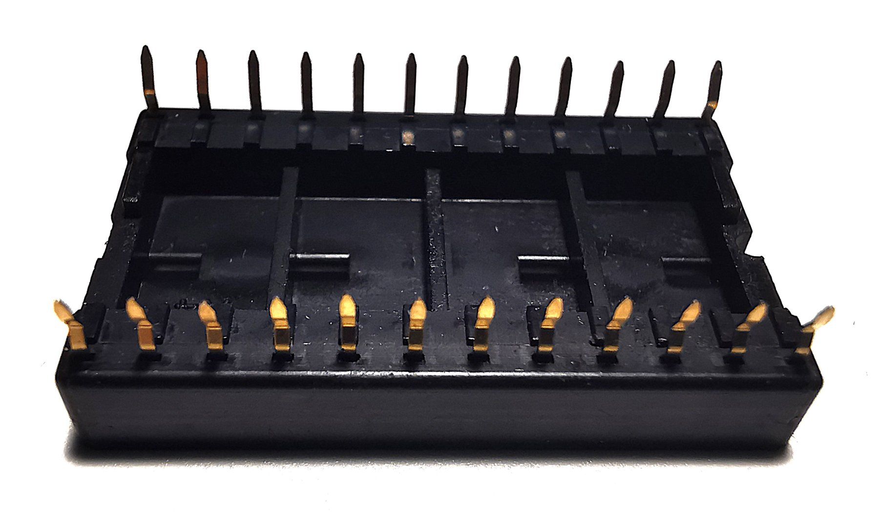 Componenti elettronici: 24 Pin IC AMP Sockel, 10 Stück – Nuovo (secondo la descrizione) da Bremgarten b. Bern venduto da Vittorio0 1