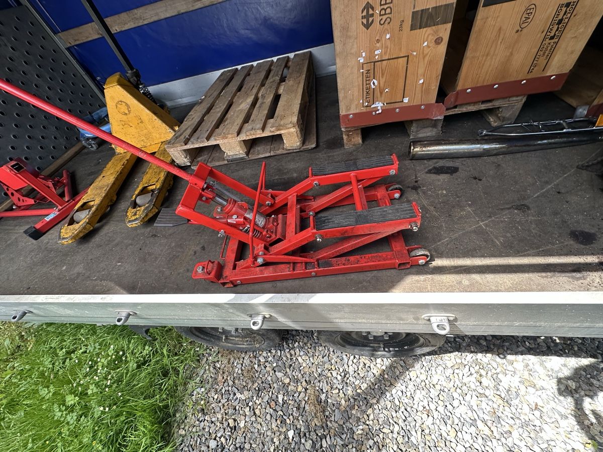 Piattaforme elevatrici: Motorradheber ab 49.00 CHF – Usato da Liebistorf venduto da motocentergmbh 1