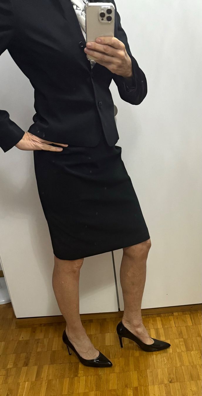 Costumi: DAMENKOSTÜM Schwarz – Nuovo (secondo la descrizione) da Adliswil venduto da Jessik0 1