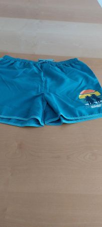 Badehosen neu Grösse 176/182 zu verkaufen