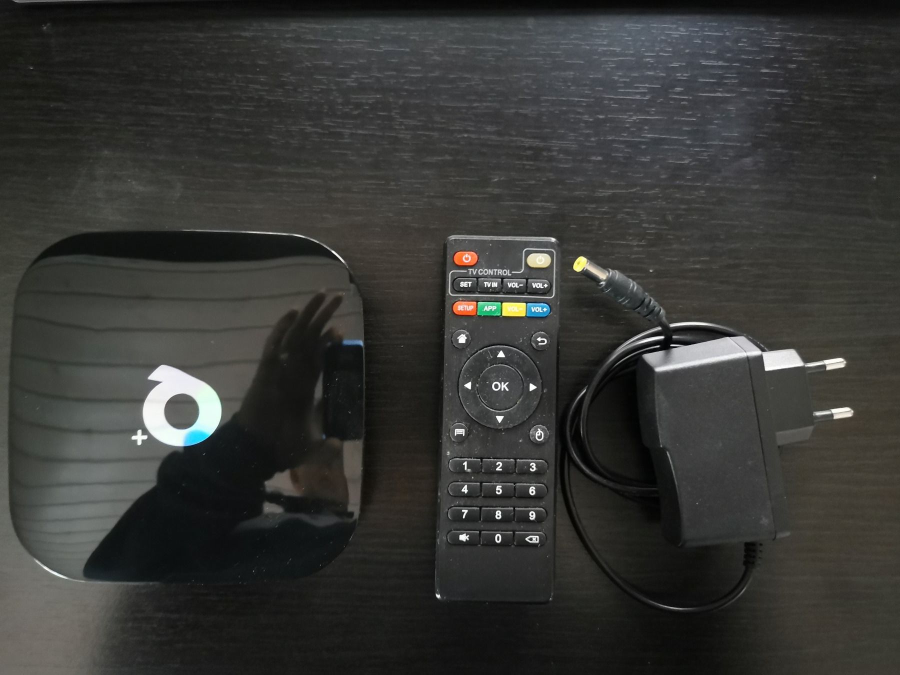 Lettore multimediale & Streamer: IPTV Player Q Box – Nuovo (secondo la descrizione) da Cordast venduto da Bluelaser
