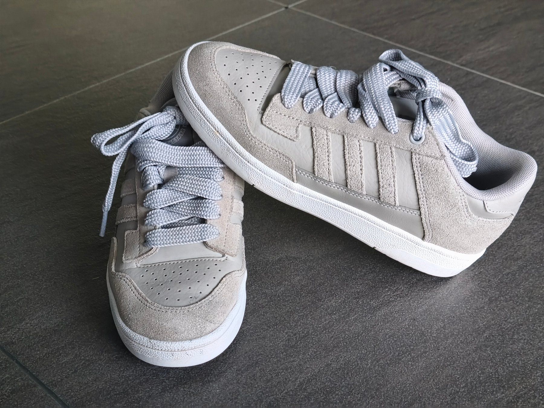 Adidas Herrenschuhe: Sneakers Adidas - Grösse 39.5 – Gebraucht aus Jegenstorf von Juchlistock 5