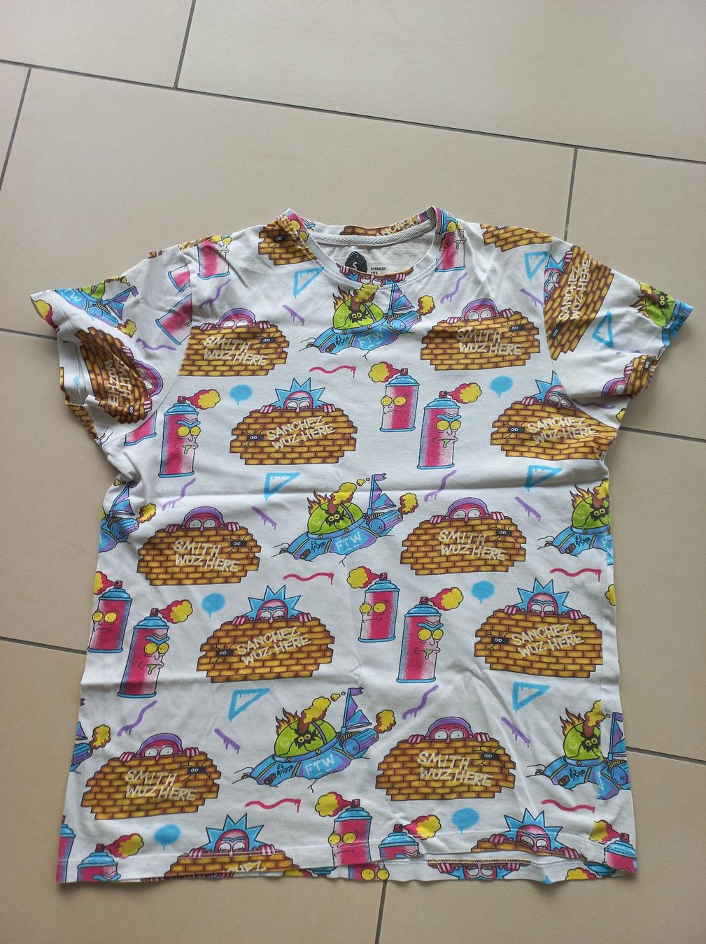 T-shirt: Rick and Morty T-Shirt – Usato da Dübendorf venduto da movana