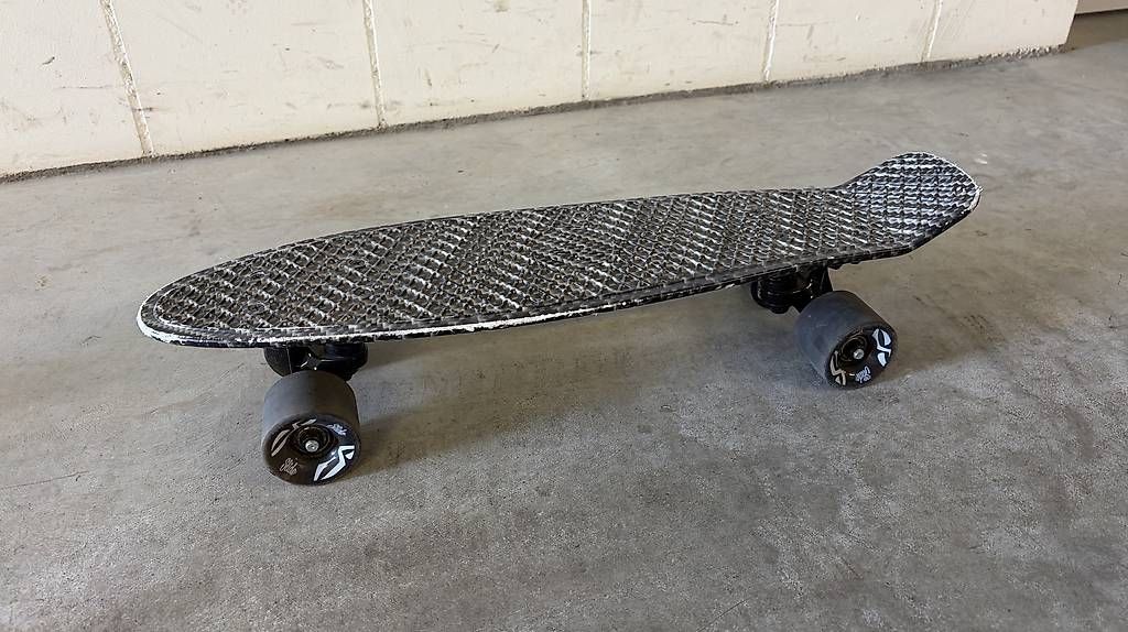 Skateboards: Rollbrett – Usato da Bönigen venduto da PE08