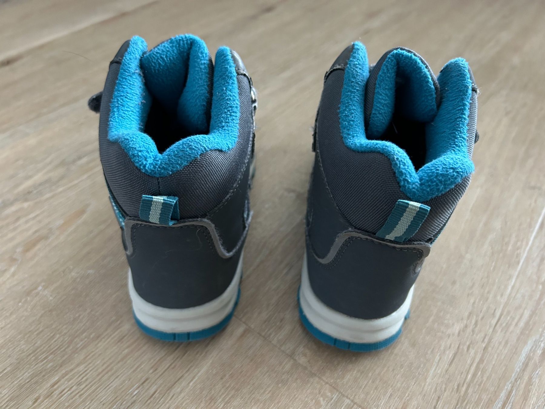 Scarpe per ragazzi: Winterstiefel, Grösse 32 – Usato da Zumikon venduto da meter03 2