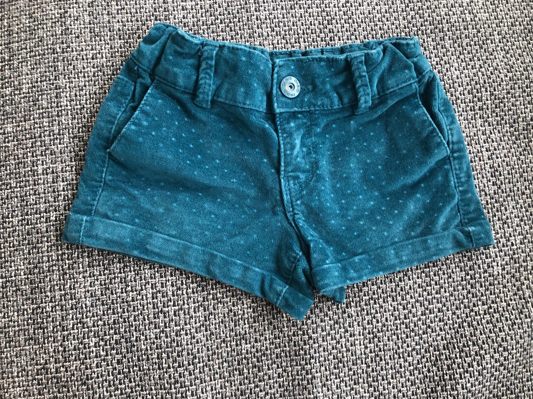 Pantalons: Blaue Shorts, Gr. 104 – Neuf (Voir description) à Langnau am Albis par snla_scc9