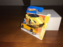Lamborghini Reventon Roadster 1/64 Hot Wheels 2010 HW Premie
