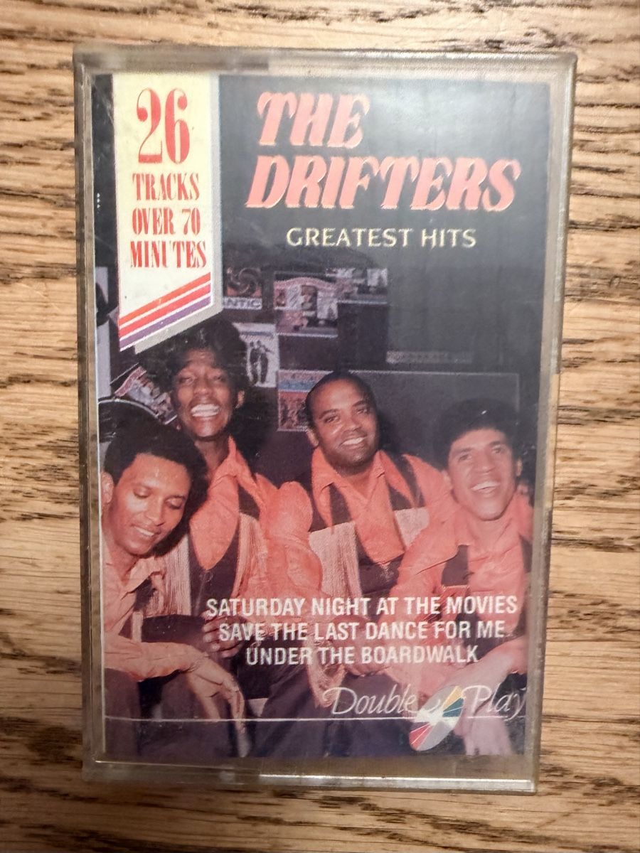 Musicassette: The Drifters Greatest Hits 26 Tracks – Usato da Hünenberg venduto da Paddels