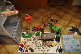 Playmobil Berglandschaft mit Alphütte, Gondelbahn und mehr