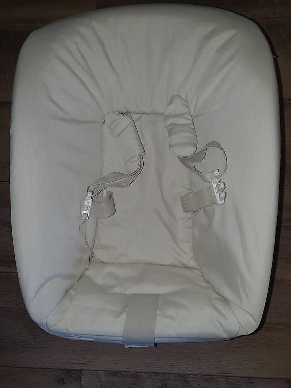 Stokke Hochstühle: Stokke Tripp Trapp Newbornset in grau – Gebraucht aus Schüpfen von SANNYLI31 2