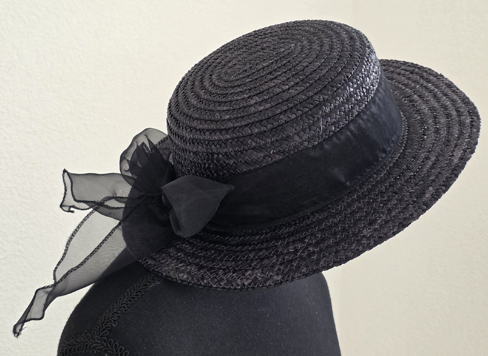 Copricapi, berretti & cappellini:  Wunderschönes Strohhut Damen schwarz mit Schleife  – Nuovo (secondo la descrizione) da Rheinsulz venduto da Gilea 2