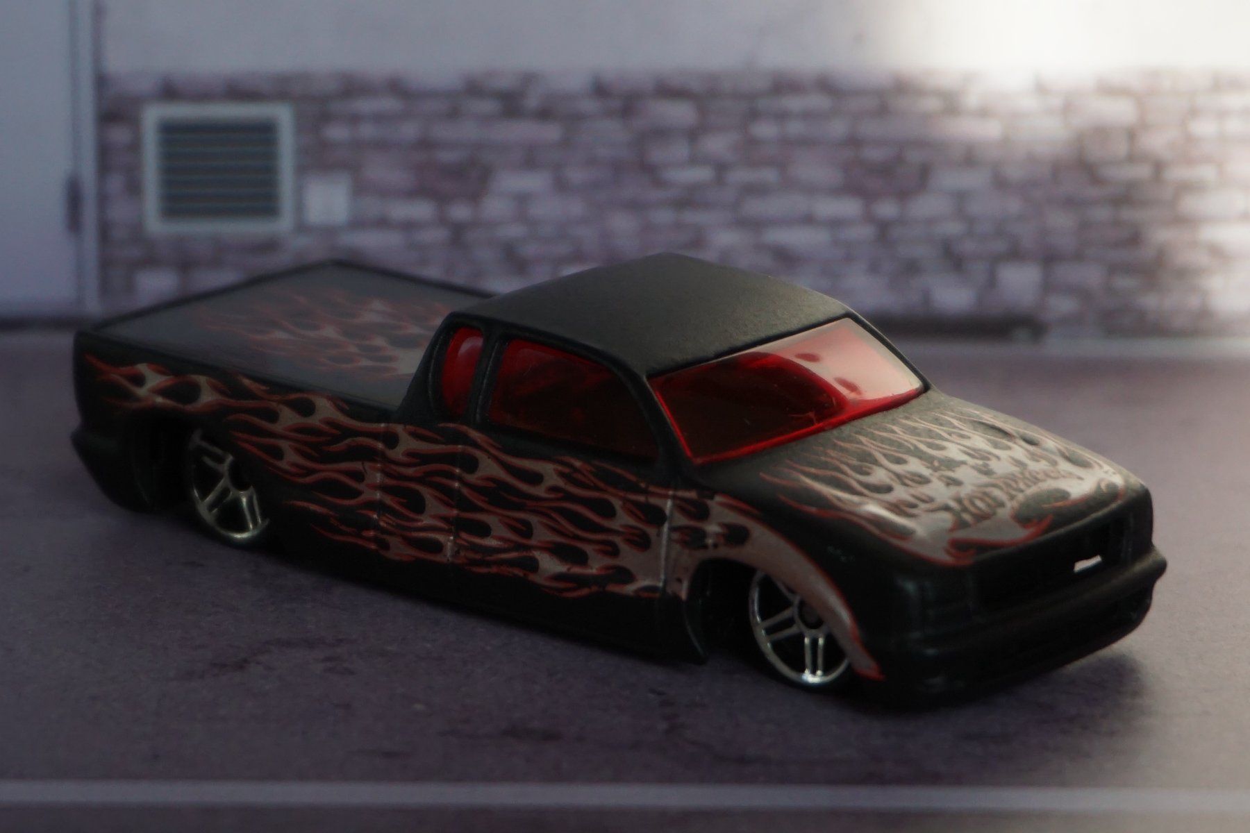 Hot Wheels Modellini d'auto: HotWheels Steel Flame COOL !!!!!!!!!!!!! – Usato da Reiden venduto da Doppeldecker69