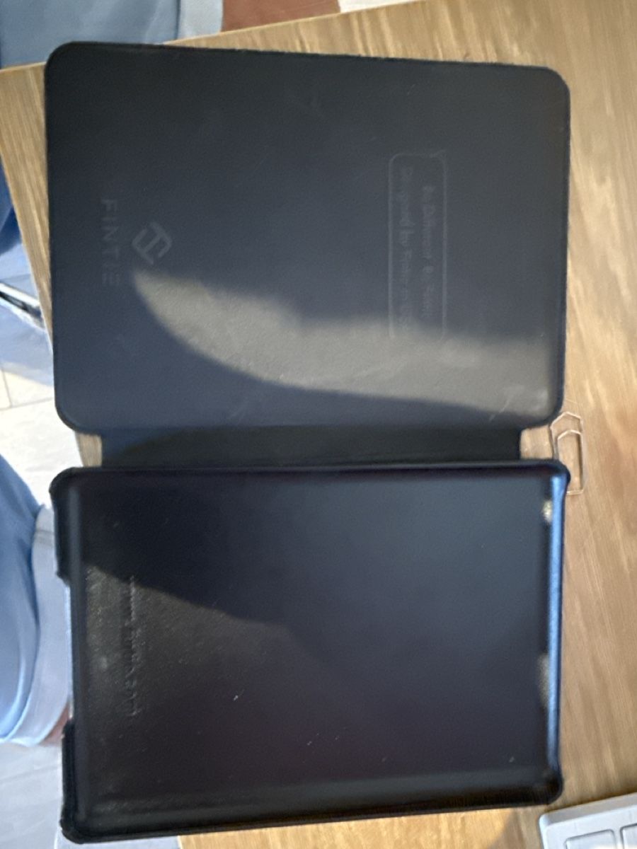 Amazon Tablet PC: Liseuse Amazon Kindle 10e generation noir bon etat – Gebraucht aus Genève von ono_f8gl 3