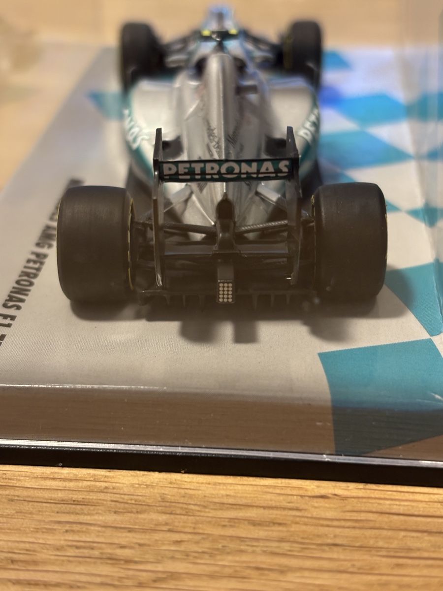 Minichamps Modellini d'auto: Limitiert - Lewis Hamilton Showcar 2013 – Nuovo (secondo la descrizione) da Suhr venduto da Speed_20 9