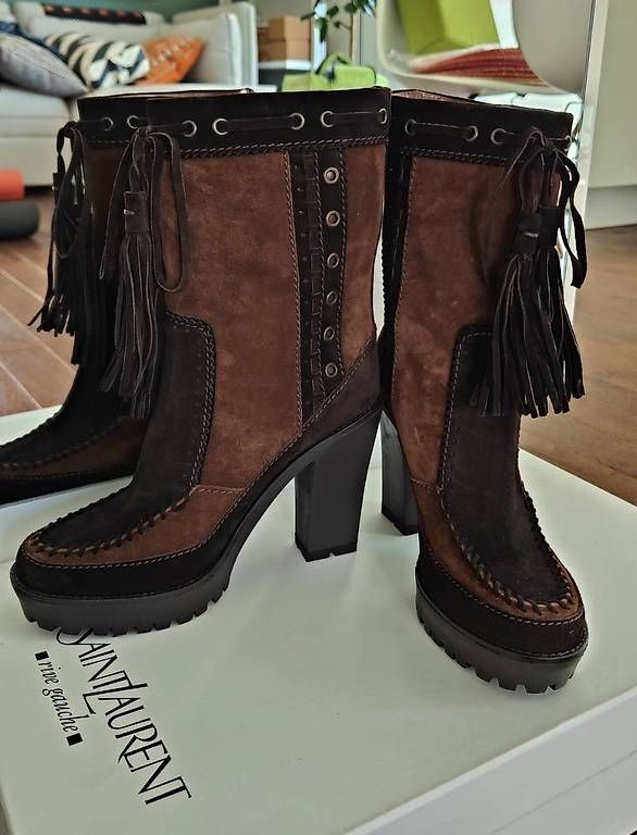 Saint Laurent Scarpe da donna: Stivali YVES SAINT LAURENT – Nuovo (secondo la descrizione) da Lugano venduto da claudio.luga 1